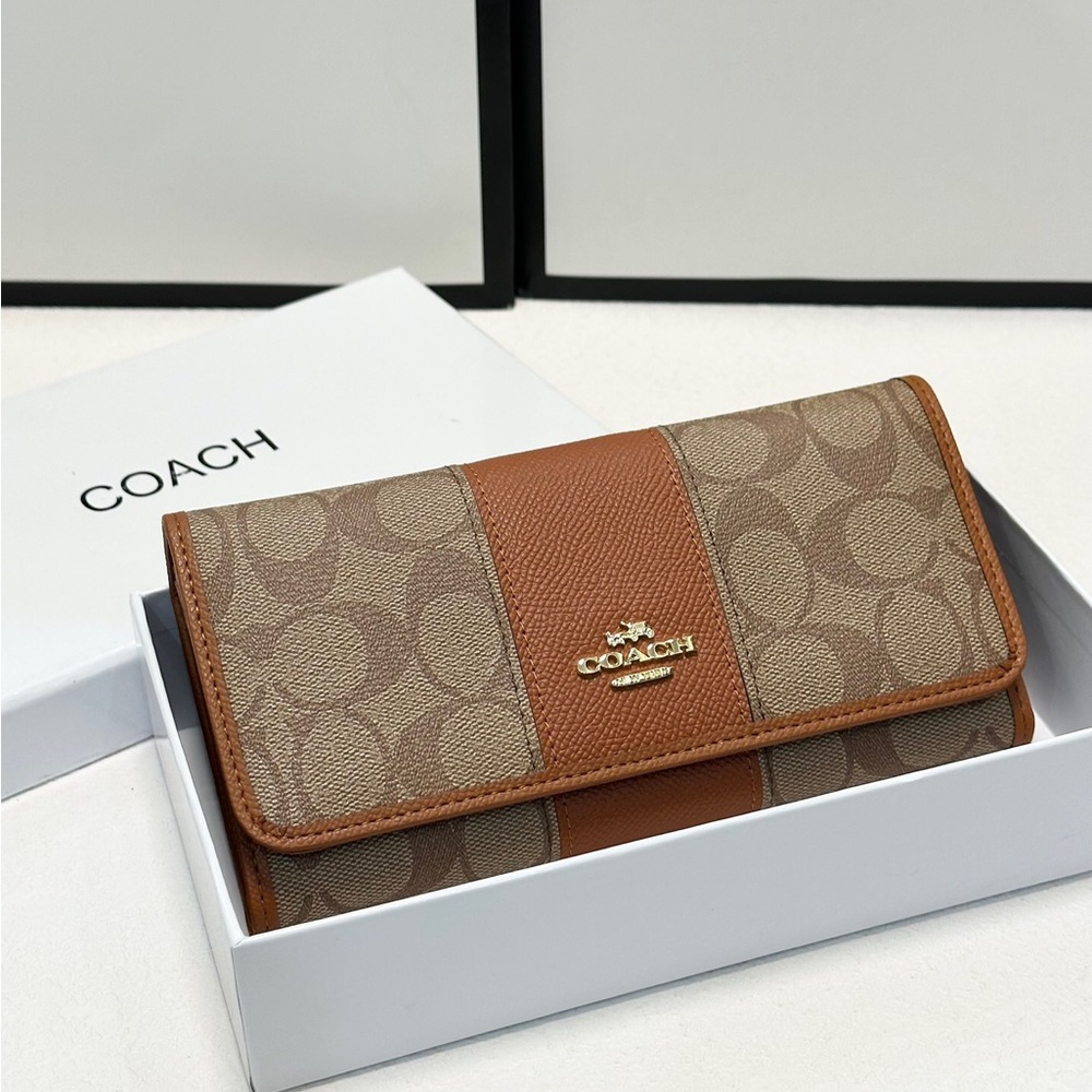 Coach Wallet Clutch